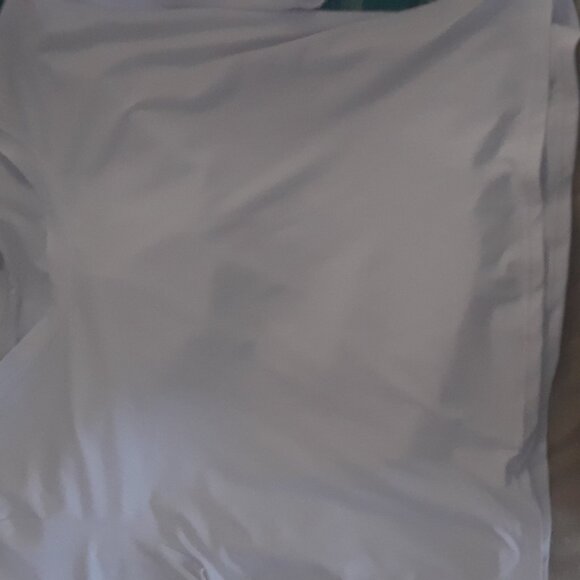 White short sleeve tank top shirt (2 for $10) - Picture 4 of 6